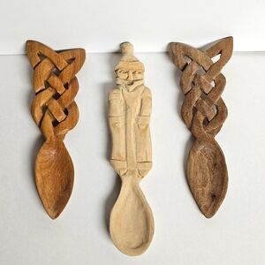 Wooden Knot Hand-carved Love Spoons lot